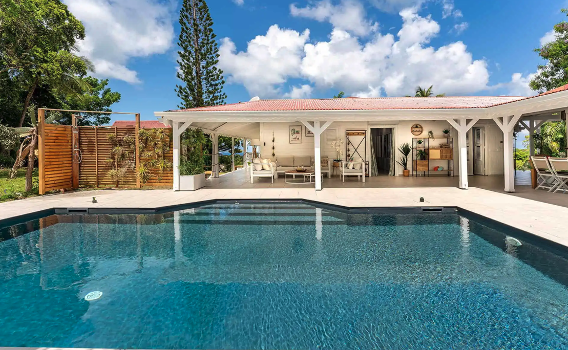 Villa Caribbean Ocean Heart