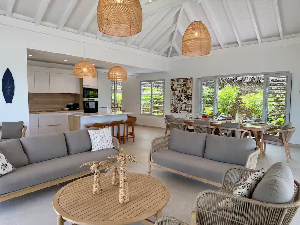 Villa Caribbean tropical shore 1