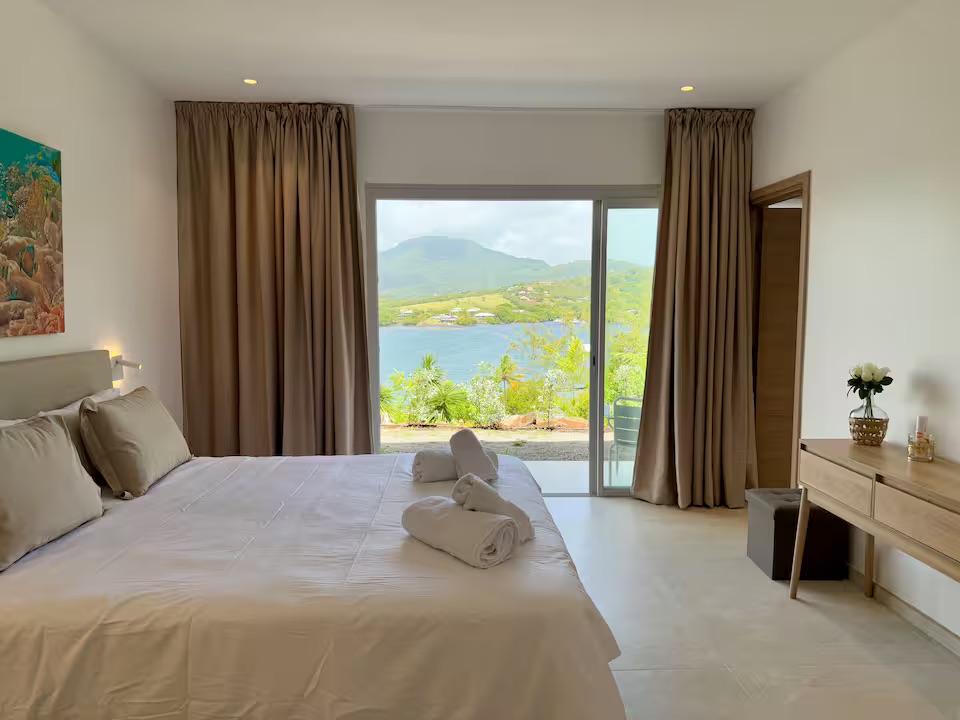 Villa Caribbean tropical shore 3